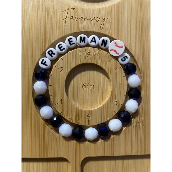 Dodgers Freddie Freeman Bracelet - Picture 2 of 2